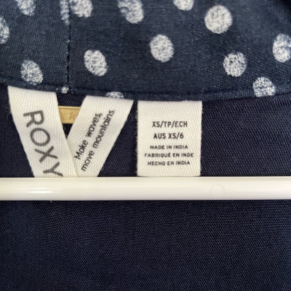 Roxy, XS - Picture 2 of 3